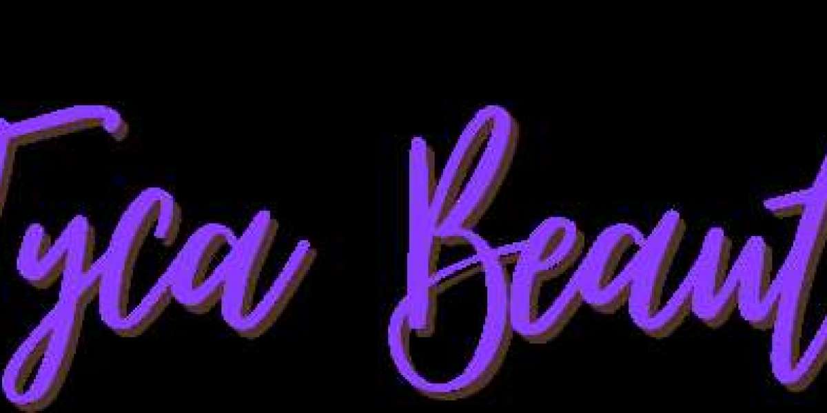 Soft Natural Glam Makeup and Butterfly Locs: The Ultimate Queens Beauty Experience