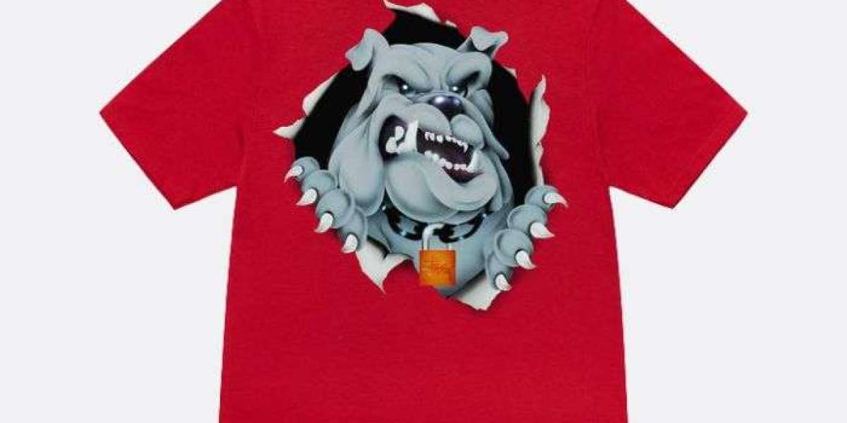 Stussy shirt fans add to everyday outfits